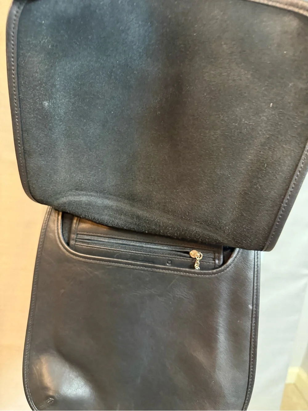 Coach sleek crossbody